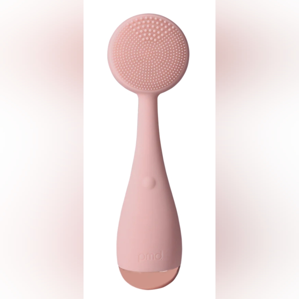 PMD Clean facial toning device